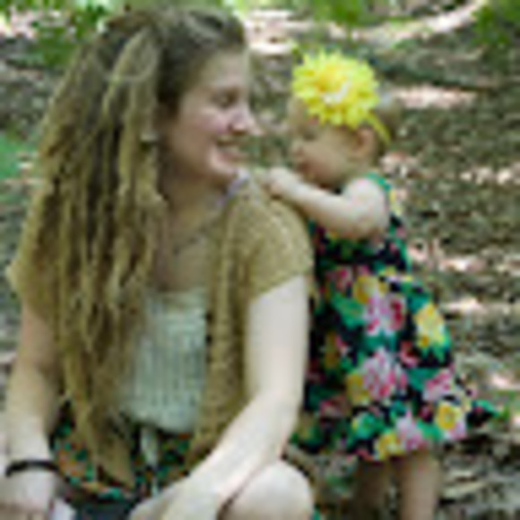 Meet your Posher, Gena - Picture 1 of 1